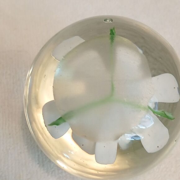 LOTUS FLOWER Glass Paperweight Hand Blown Glass White Floral - Picture 6 of 8